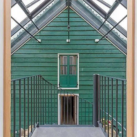 B&B De Groene Bollenschuur 힐리검